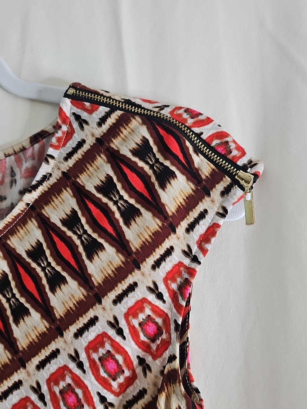 Rafaella Sleeveless Geometric Midi Dress in Red, Black and Cream - Picture 3 of 7